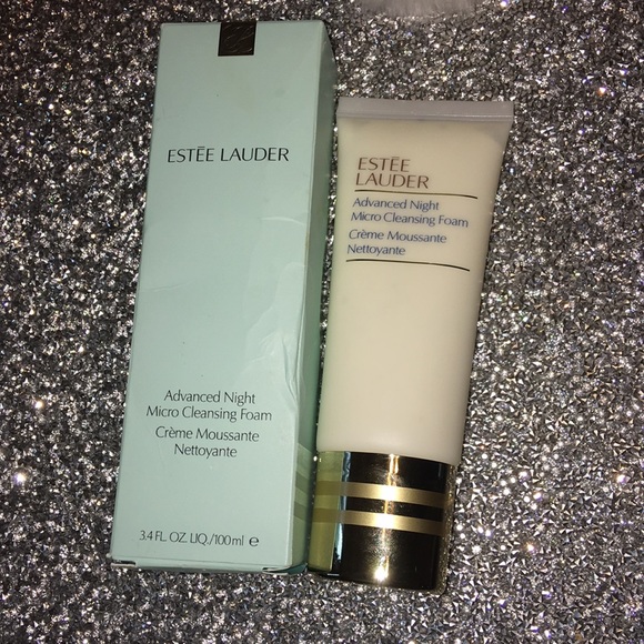 Estée Lauder Advanced Night Micro Cleansing Foam - Picture 5 of 9